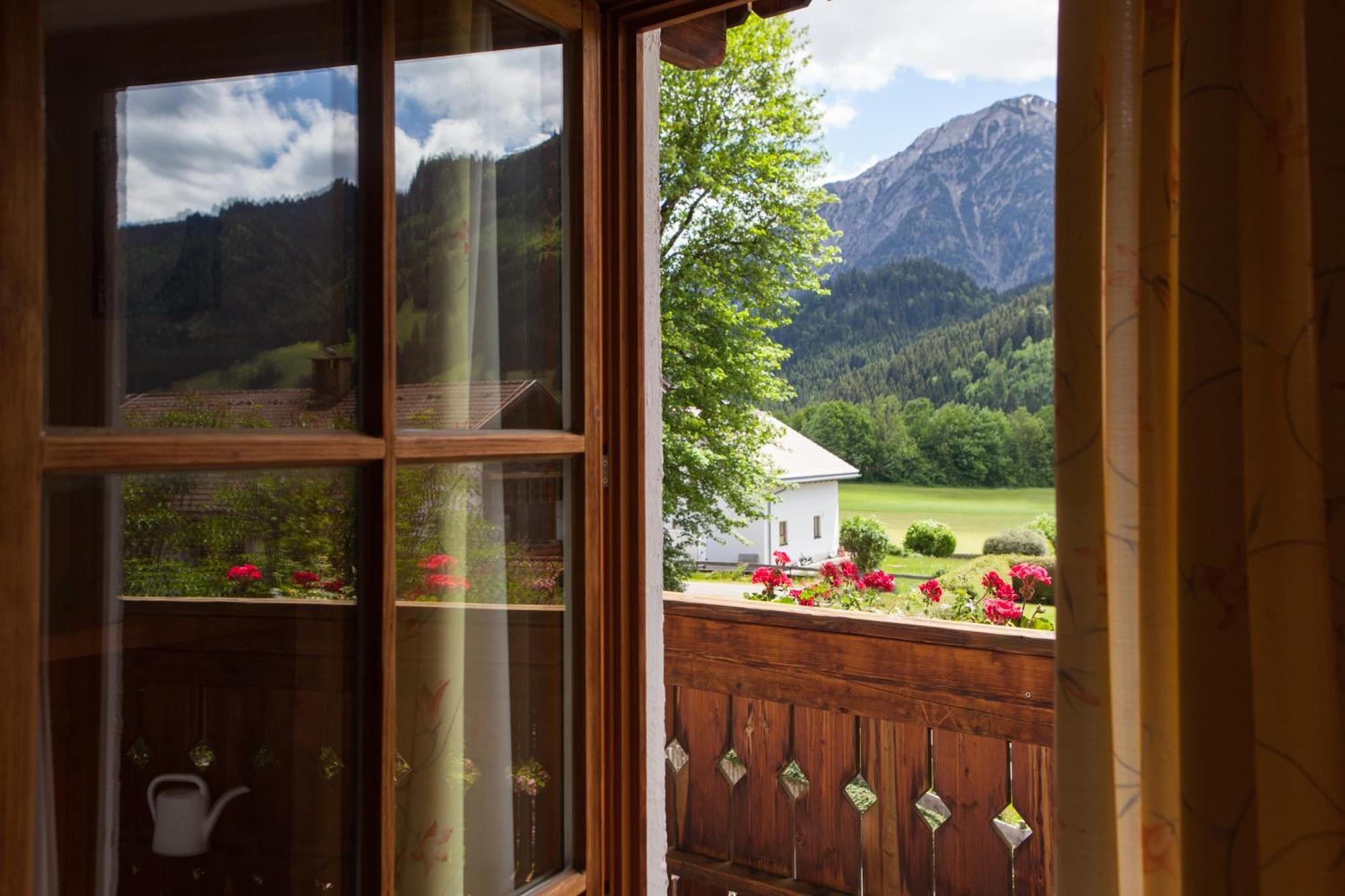 Gaestehaus Eberhart Bad Hindelang Exterior foto