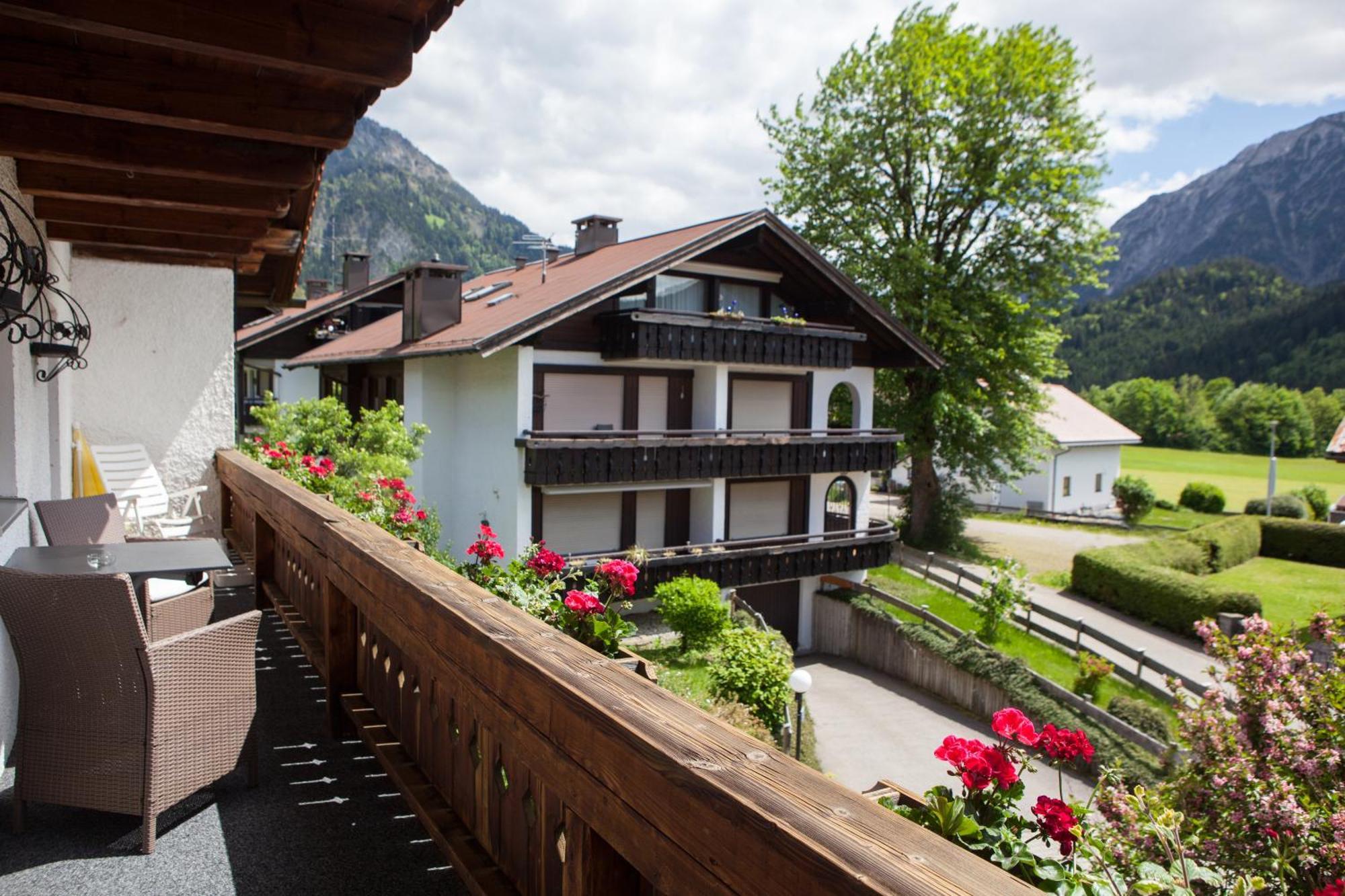 Gaestehaus Eberhart Bad Hindelang Exterior foto